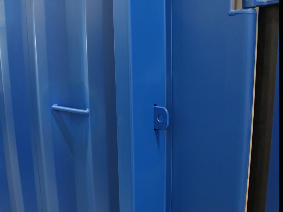 20ft Hi Cube Container (9′ 6″ high) suitable for IBC storage Sliding Door - Image 3